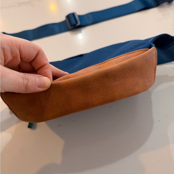 Wilderdog Utility Pack; Dog walking pouch; belt bag; fanny pack; crossbody bag - Picture 9 of 9